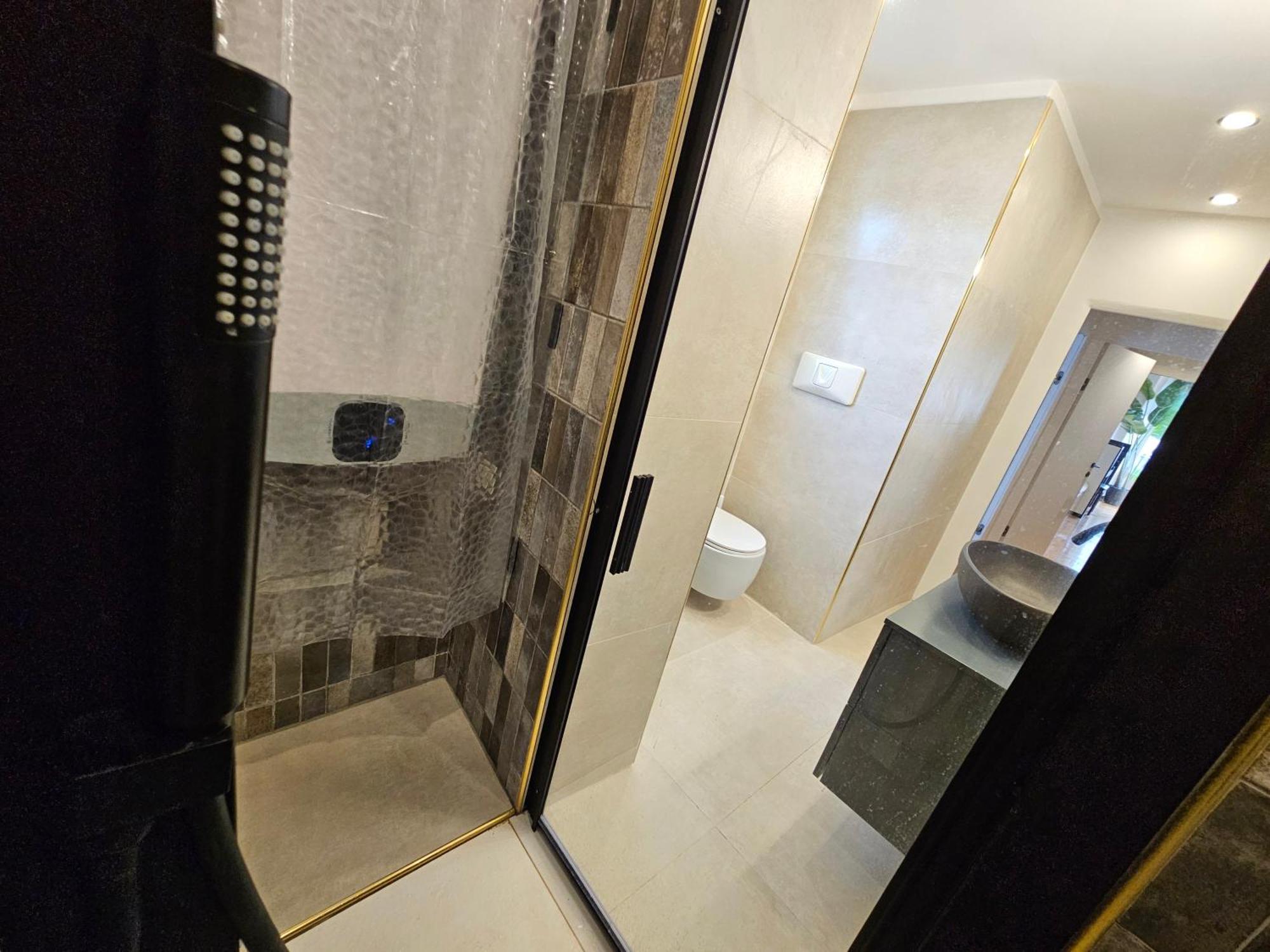 Exclusive Top Floor 2-Bedroom Flat Milan Exterior photo